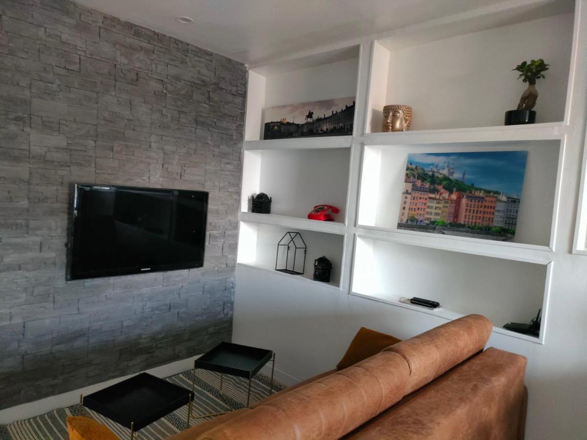 Ferienwohnung Le Petit Cocon - Parking Prive - Lyon Sud Vénissieux Exterior foto